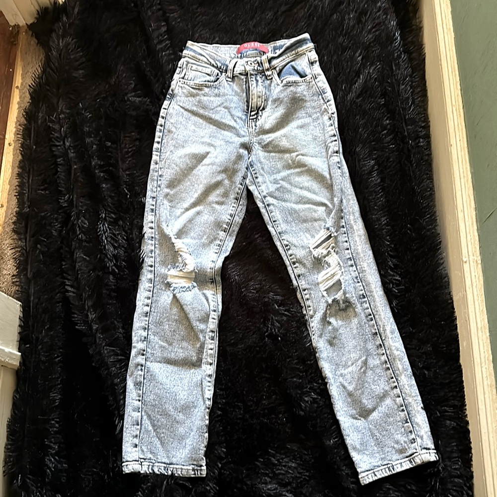 GUESS JEANS!!! Size 26!! Made 6/21!